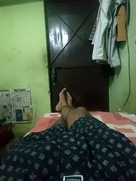 Snapshot of Pagelboy_089 chatting on 04/14/26, 04:40 Pagelboy 089 online show from 04/14/26, 04:40