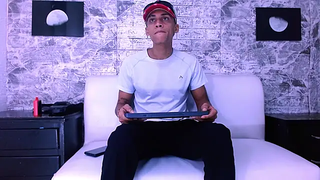 Snapshot of Harin_Prize chatting on 03/13/26, 10:55 Harin Prize online show from 03/13/26, 10:55