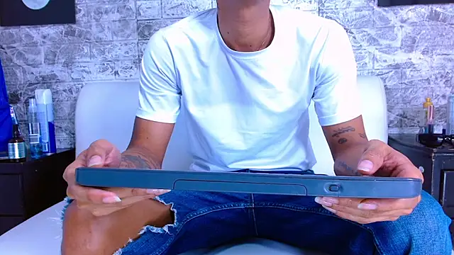 Snapshot of Harin_Prize chatting on 04/15/26, 07:58 Harin Prize online show from 04/15/26, 07:58