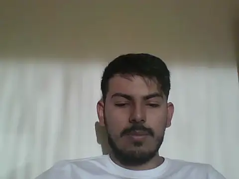Snapshot of Mateotubbe chatting on 07/13/26, 10:12 Mateotubbe online show from 07/13/26, 10:12