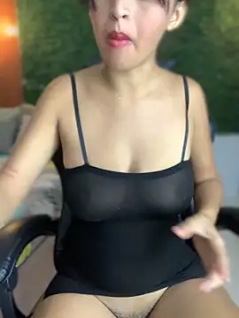 Snapshot of PaulaSweetFire_ chatting on 03/13/26, 12:17 PaulaSweetFire online show from 03/13/26, 12:17