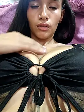 Snapshot of Aria_Maeh chatting on 02/06/26, 11:57 Aria Maeh online show from 02/06/26, 11:57