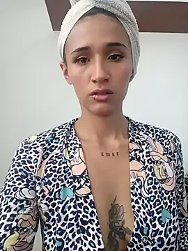 Snapshot of Aria_Maeh chatting on 03/03/26, 12:44 Aria Maeh online show from 03/03/26, 12:44