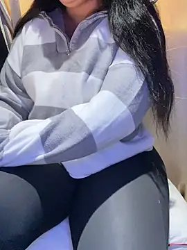 Lina Velvet  online show from 01/15/26, 02:21