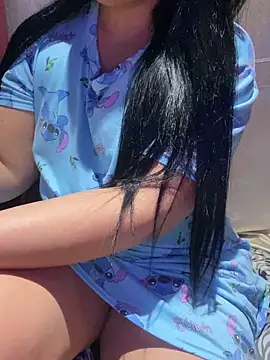 Snapshot of Lina_Velvet_ chatting on 04/07/26, 02:34 Lina Velvet online show from 04/07/26, 02:34