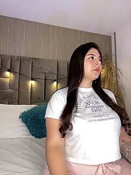 Snapshot of MiiaGreys chatting on 02/04/26, 08:14 MiiaGreys online show from 02/04/26, 08:14