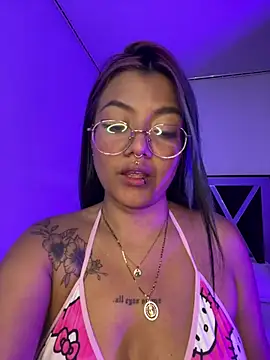 queen of you heart online show from 04/13/26, 11:43