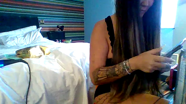 ScottishIvy online show from 01/19/26, 11:25