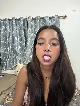 Snapshot of annaya_sexy chatting on 03/15/26, 06:36 annaya sexy online show from 03/15/26, 06:36