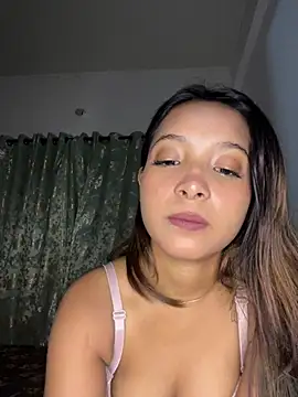 Snapshot of annaya_sexy chatting on 07/11/26, 06:54 annaya sexy online show from 07/11/26, 06:54