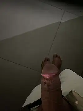 Snapshot of biggmine chatting on 04/01/26, 09:54 biggmine online show from 04/01/26, 09:54