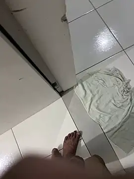 Snapshot of biggmine chatting on 04/01/26, 09:34 biggmine online show from 04/01/26, 09:34