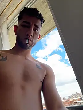 Snapshot of liam_bronw chatting on 02/20/26, 04:51 liam bronw online show from 02/20/26, 04:51