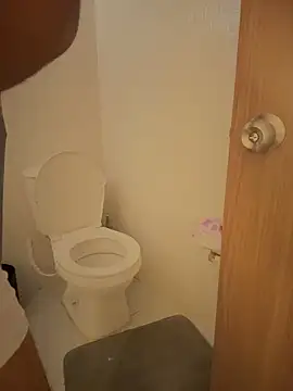 Snapshot of liam_bronw chatting on 03/07/26, 12:46 liam bronw online show from 03/07/26, 12:46