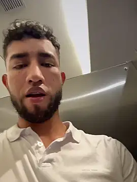 Snapshot of liam_bronw chatting on 03/08/26, 07:06 liam bronw online show from 03/08/26, 07:06