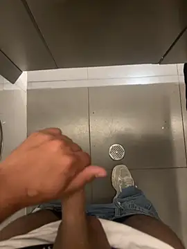 Snapshot of liam_bronw chatting on 03/15/26, 10:38 liam bronw online show from 03/15/26, 10:38