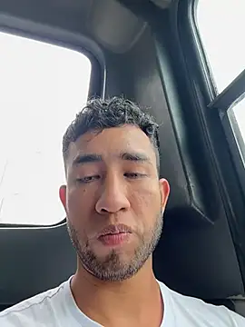 Snapshot of liam_bronw chatting on 03/18/26, 07:06 liam bronw online show from 03/18/26, 07:06