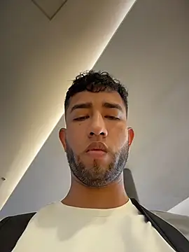 Snapshot of liam_bronw chatting on 03/20/26, 07:08 liam bronw online show from 03/20/26, 07:08