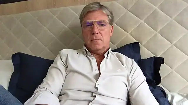 Snapshot of abibull chatting on 07/06/26, 02:36 abibull online show from 07/06/26, 02:36