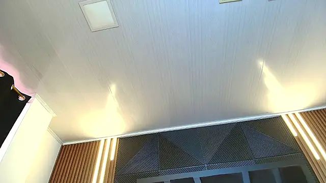 lorenzo walker 1 online show from 02/12/26, 05:30