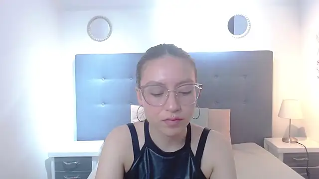 mia vegga online show from 01/08/26, 08:33
