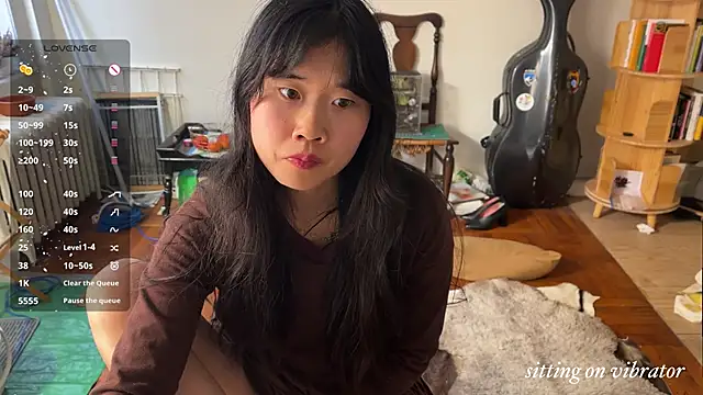 Snapshot of chiloschista chatting on 01/06/26, 08:23 chiloschista online show from 01/06/26, 08:23