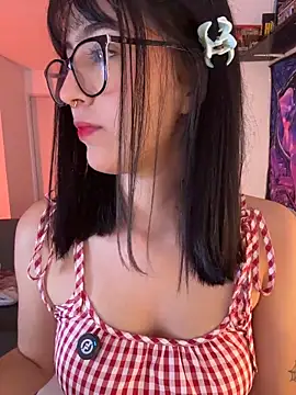 HinaSweet online show from 04/17/26, 01:19