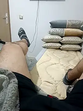 Snapshot of Mustastifano chatting on 01/05/26, 08:34 Mustastifano online show from 01/05/26, 08:34