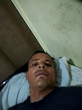 Snapshot of Gracho_25 chatting on 03/17/26, 02:16 Gracho 25 online show from 03/17/26, 02:16