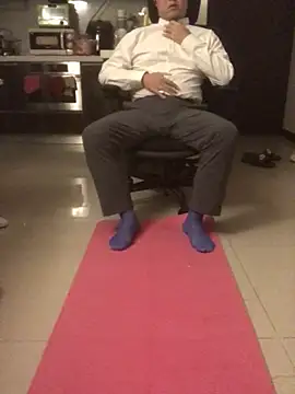 Snapshot of W0Ijn chatting on 04/14/26, 02:01 W0Ijn online show from 04/14/26, 02:01