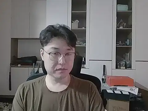 Snapshot of W0Ijn chatting on 05/25/26, 07:03 W0Ijn online show from 05/25/26, 07:03