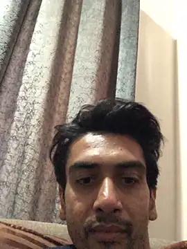 Snapshot of brown_leather chatting on 03/28/26, 02:44 brown leather online show from 03/28/26, 02:44