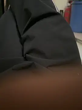 Snapshot of zxcvgf12300 chatting on 04/24/26, 10:18 zxcvgf12300 online show from 04/24/26, 10:18