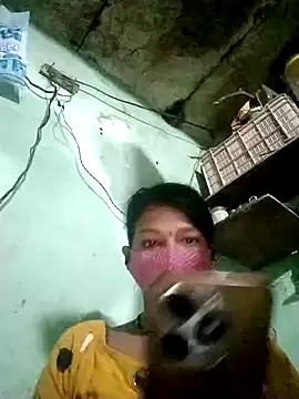 Snapshot of Miss__soniya106 chatting on 02/03/26, 04:32 Miss soniya106 online show from 02/03/26, 04:32