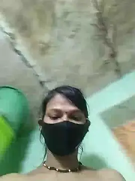 Snapshot of Miss__soniya106 chatting on 02/13/26, 05:36 Miss soniya106 online show from 02/13/26, 05:36