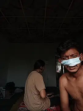 Snapshot of queenneha69 chatting on 03/27/26, 03:56 queenneha69 online show from 03/27/26, 03:56