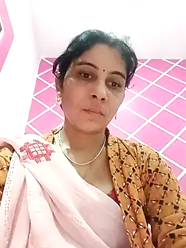 Snapshot of Hot_ree85 chatting on 02/03/26, 05:49 Hot ree85 online show from 02/03/26, 05:49