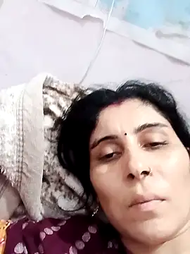 Snapshot of Hot_ree85 chatting on 02/20/26, 03:12 Hot ree85 online show from 02/20/26, 03:12