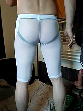 Snapshot of chrisopen07 chatting on 02/26/26, 04:17 chrisopen07 online show from 02/26/26, 04:17