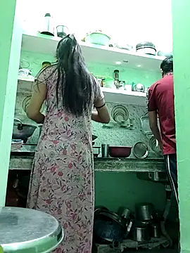 Night-Couple2 online show from 03/06/26, 03:30