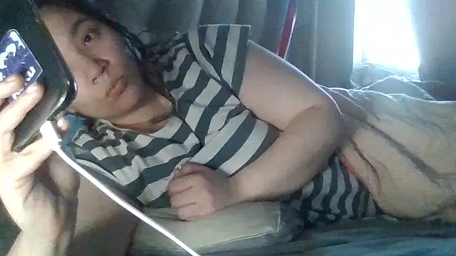 bellakay19 online show from 03/28/26, 05:12