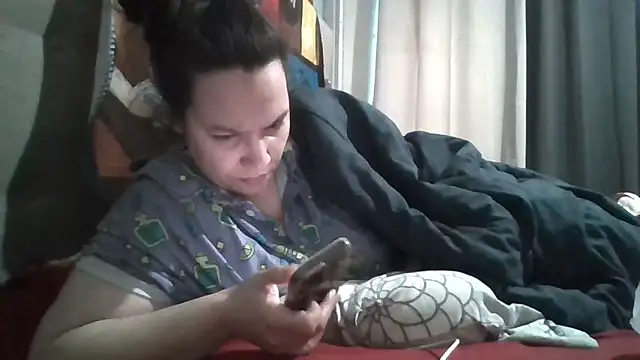 bellakay19 online show from 04/03/26, 02:48