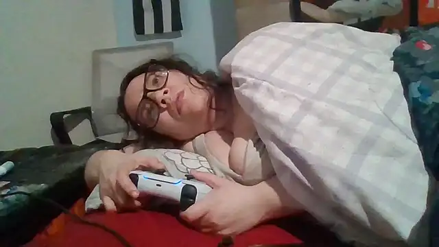 bellakay19 online show from 04/05/26, 05:48