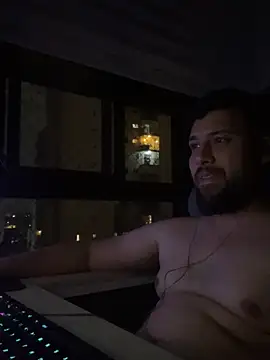 NinoEstouranel online show from 01/13/26, 03:56