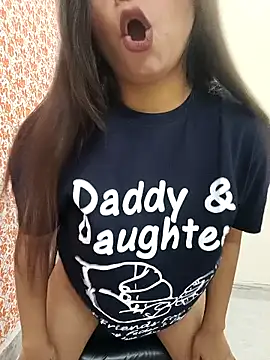 Snapshot of Hot_Twinkle chatting on 04/11/26, 08:29 Hot Twinkle online show from 04/11/26, 08:29