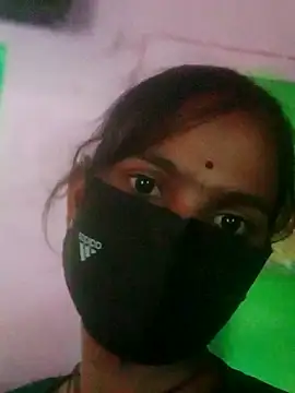 Snapshot of Kinjal_setty chatting on 02/05/26, 11:04 Kinjal setty online show from 02/05/26, 11:04