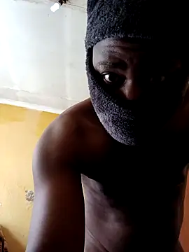 Snapshot of DevineCockZAR chatting on 04/22/26, 10:28 DevineCockZAR online show from 04/22/26, 10:28