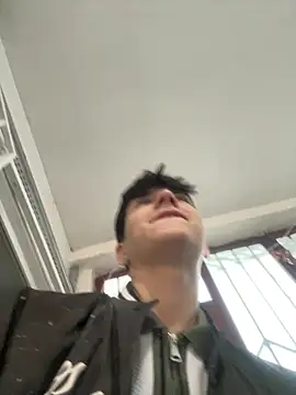 Snapshot of ravenryx chatting on 03/06/26, 03:41 ravenryx online show from 03/06/26, 03:41