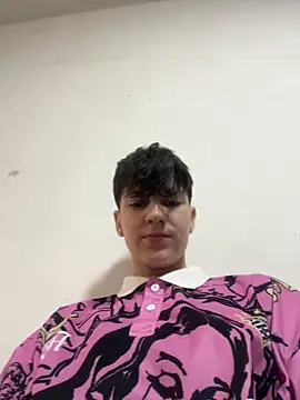 Snapshot of ravenryx chatting on 03/26/26, 03:06 ravenryx online show from 03/26/26, 03:06