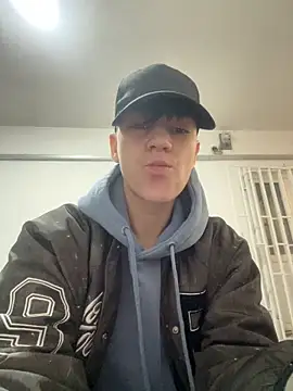 Snapshot of ravenryx chatting on 03/30/26, 01:45 ravenryx online show from 03/30/26, 01:45